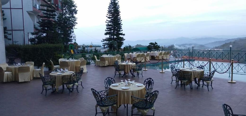 Kasauli Resort By Piccadily Ngoại thất bức ảnh